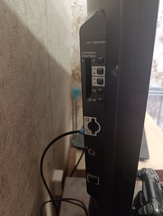 Продам телевизор