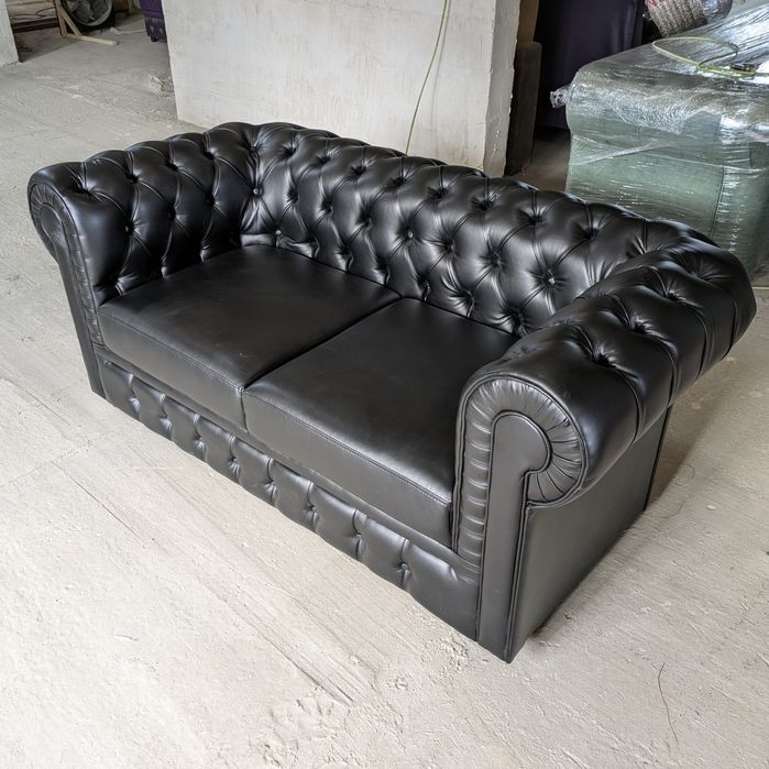 Диван Честер двухместный черный