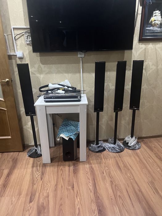 Домашний кинотеатр и караоке .