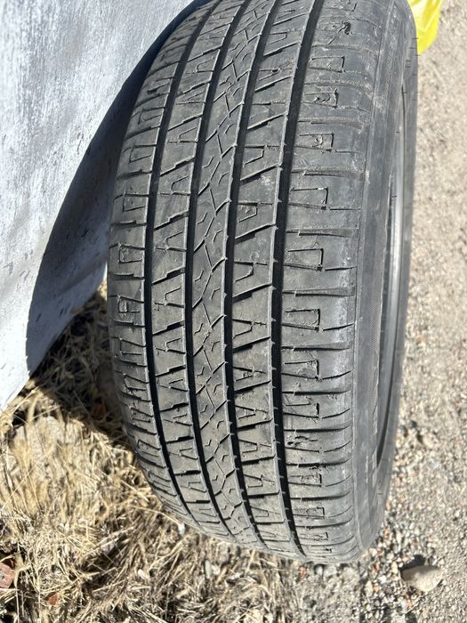 Продам летние шины комплект