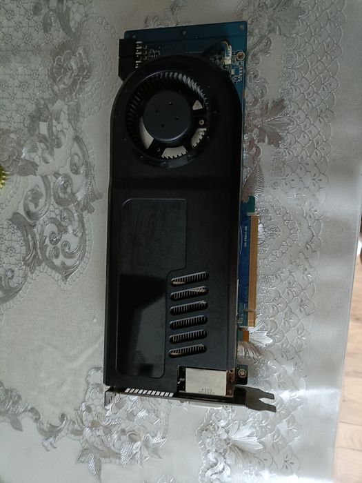 Placă Video Sapphire Radeon HD 5850 – 1GB GDDR5 / 256-bit – Întreținută exemplar