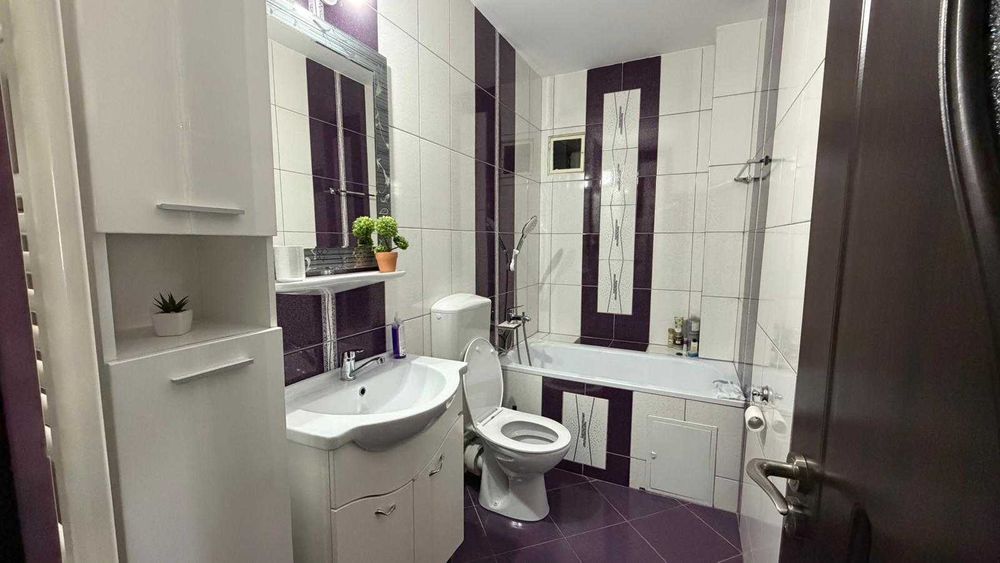 Inchiriere apartament 3 camere, decomandat. Cartier Dancu Iasi