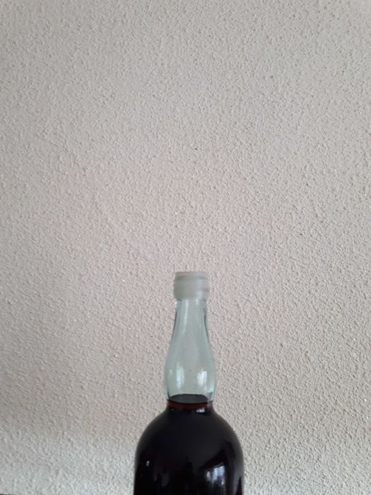 CONIAC OVIDIU,  HUSI 40%vol. 1 L,    îmbuteliat în anii 1975-1980