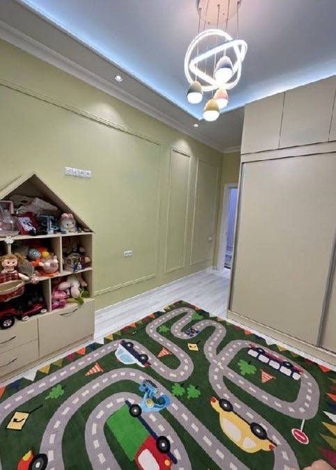 Квартира ЖК Madrid 3/2/9 104  м2