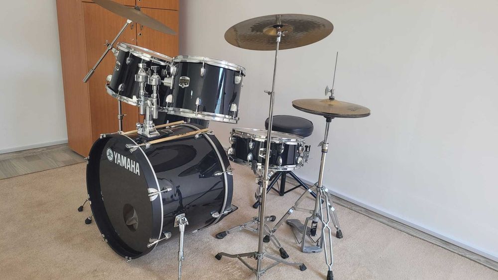 Tobe Acustice Yamaha Gigmaker