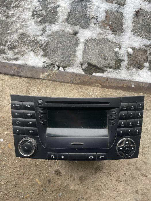 Радио-CD player за Mercedes E-Class W211