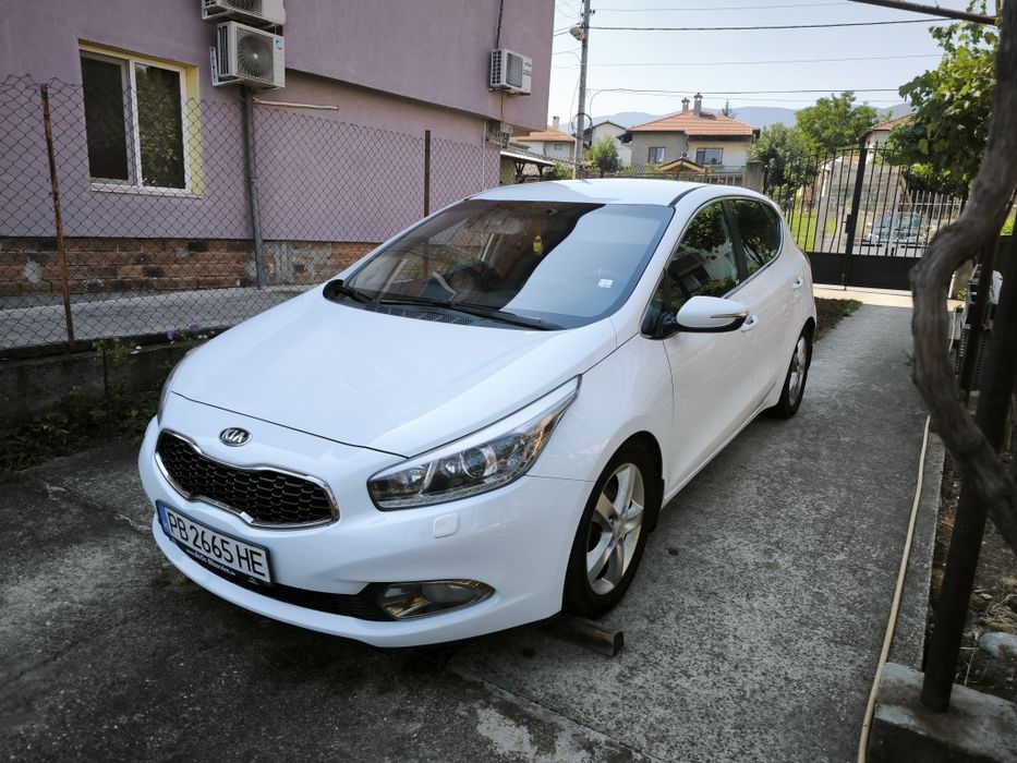 Продавам Kia Ceed 1.6 crdi 128