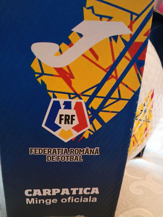 Minge Joma Carpatica mingea oficială FRF