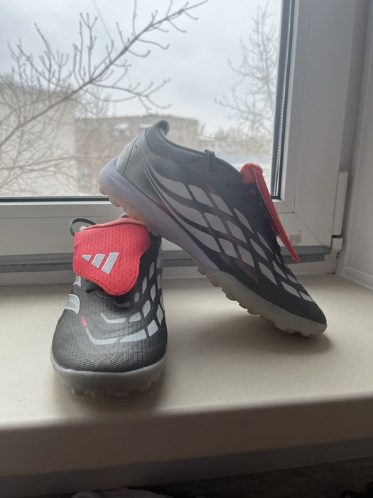 Adidas predator 26 TF