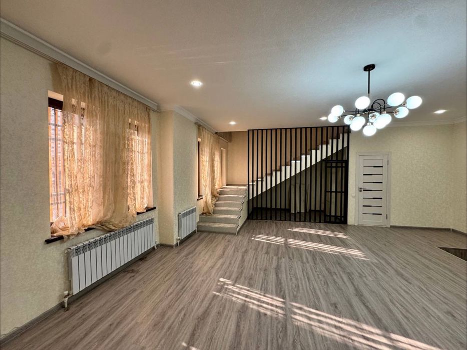 Продаю новый коттедж 125 тыс у.е  по ул.Циалковского., Новый..!