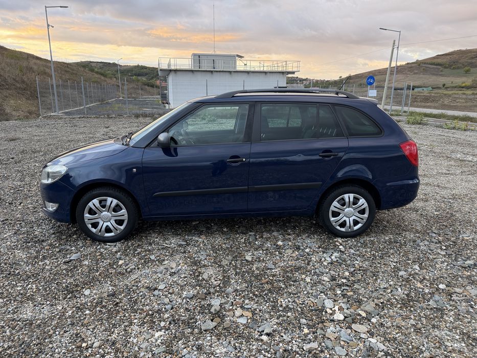 SKODA Fabia 2015 — imagine 3