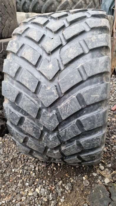 CAUCIUC sh 560/45R22.5 marca BKT