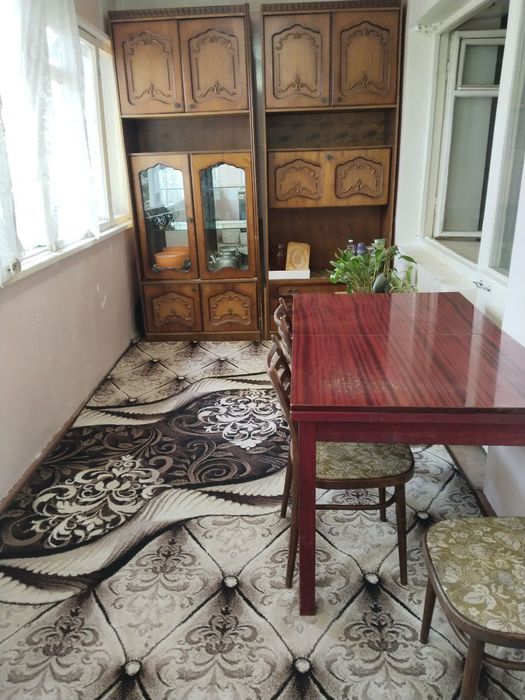 Сергели Бобур махалла мошина бозори