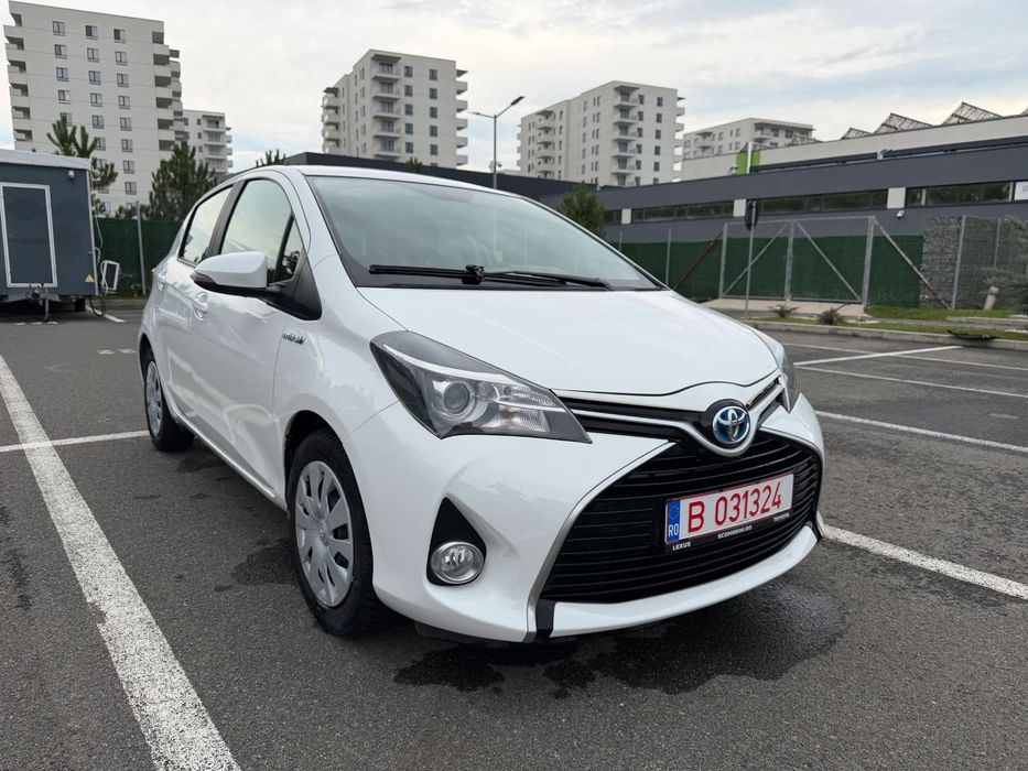 Toyota Yaris Toyota Yaris Full Hybrid 2017-74.000 km