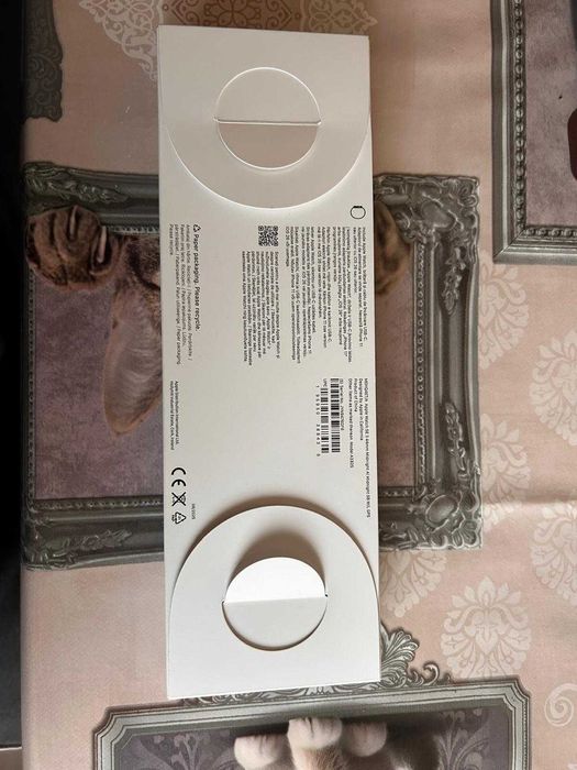 NOU SIGILAT Apple SE 44mm Midnight