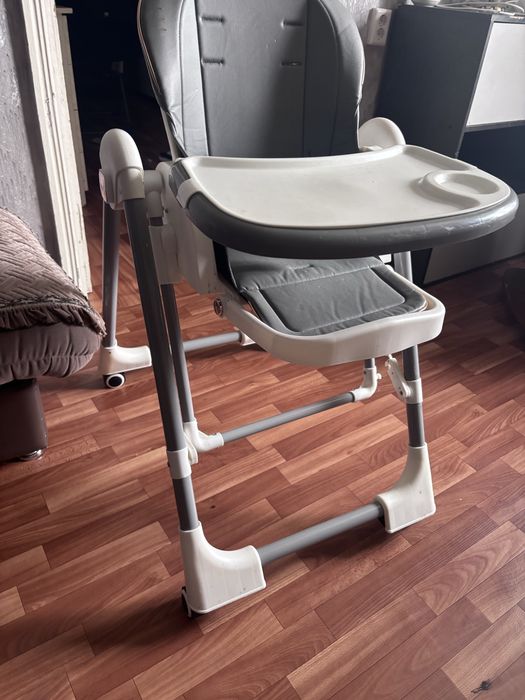 Продам детский стульчик/качели