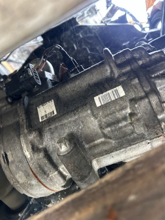 Compresor climă Mercedes EQB