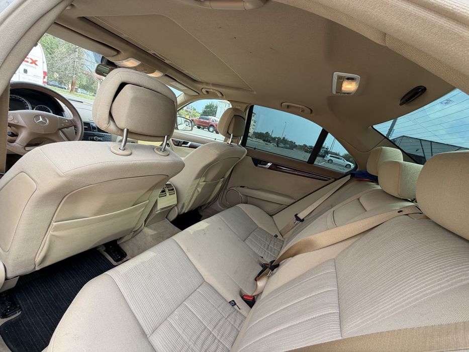 PRET FIX, Mercedes GOLD C320 CDI 4MATIC V6, ELEGANCE automat, trapă – 2007