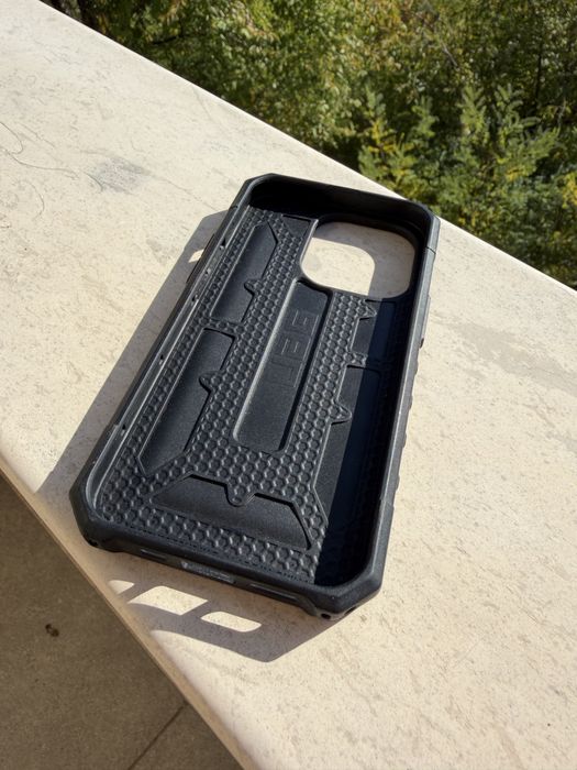 iPhone 14 Pro - Urban Armor Gear - камофлажен кейс