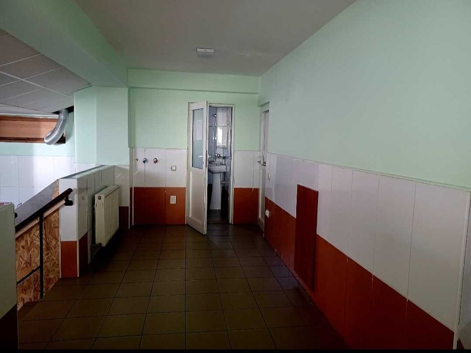 Spațiu de închiriat sector 4