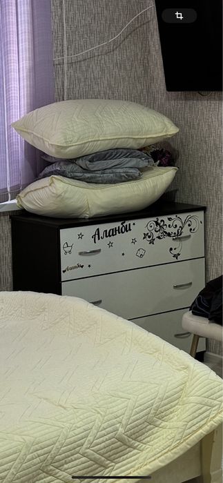 Продаем шкаф с комодом