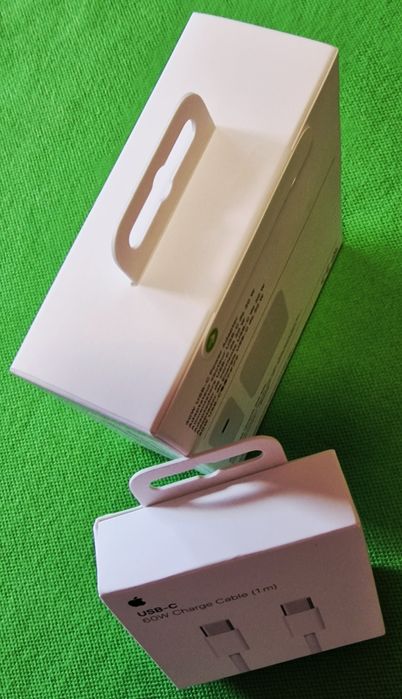 Incarcator original 30W si cablu tip C 1m. Apple iPhone Duo (Fold).