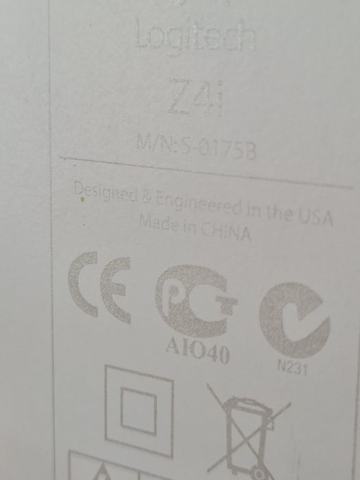 Boxe calculator PC Logitech 2.1 Z4i 40W RMS, albe