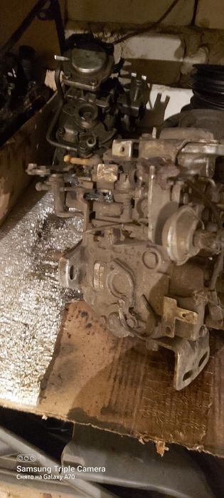 Продам топливный насос.