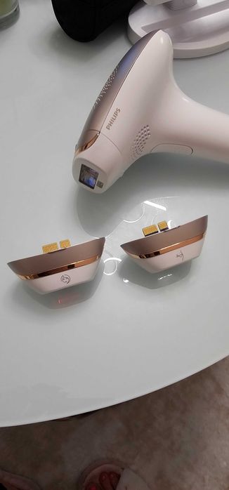 Фотоепилатор Philips Lumea