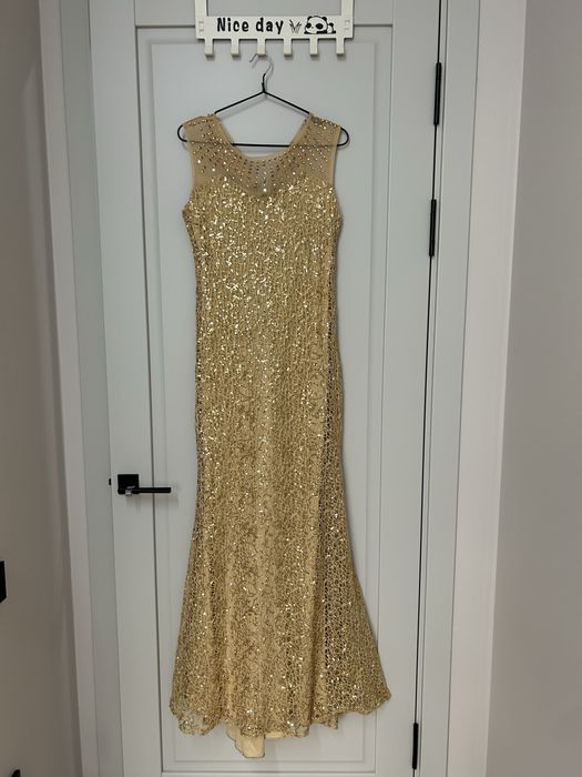 Продам вечернее платье