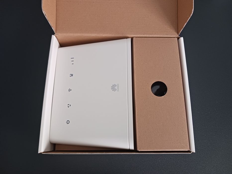 Router Huawei B311 cu SIM Modem 4G Hotspot WiFi decodat nou