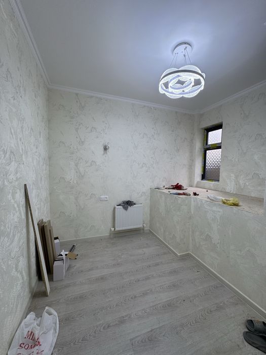 Буюк Ипак йули 2 спальный + Кухня Студия М.Горький