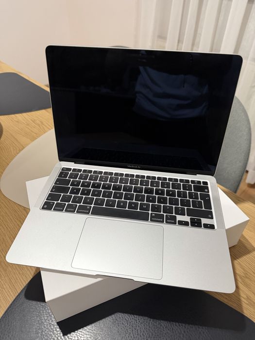 MacBook Air 256GB