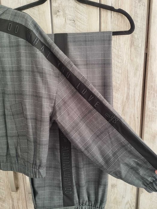 Сет на Twinset, чисто нов,размер ХS