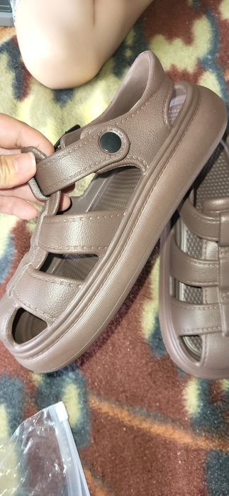 Продам обувь новая женская