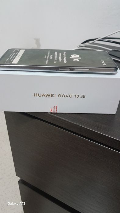 Продам смартфон HUAWEI