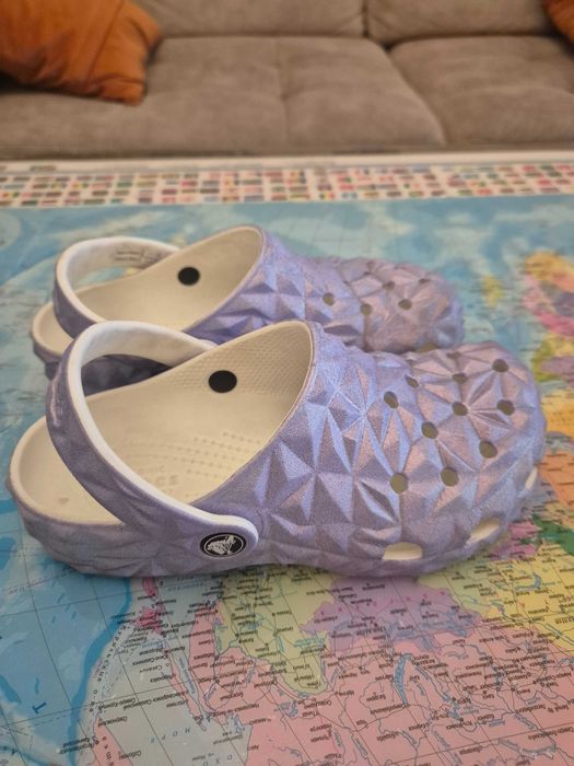 Детские шлепки Crocs