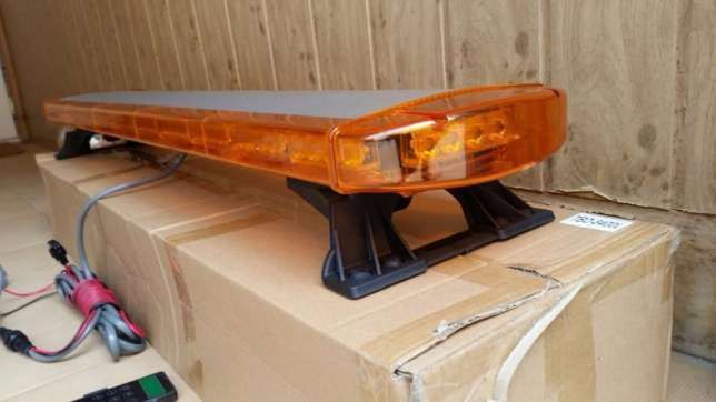 Rampa girofar LED 264W galbena 1,2m - Avertizare luminoasa