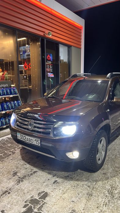 Продам Рено дастер 2013