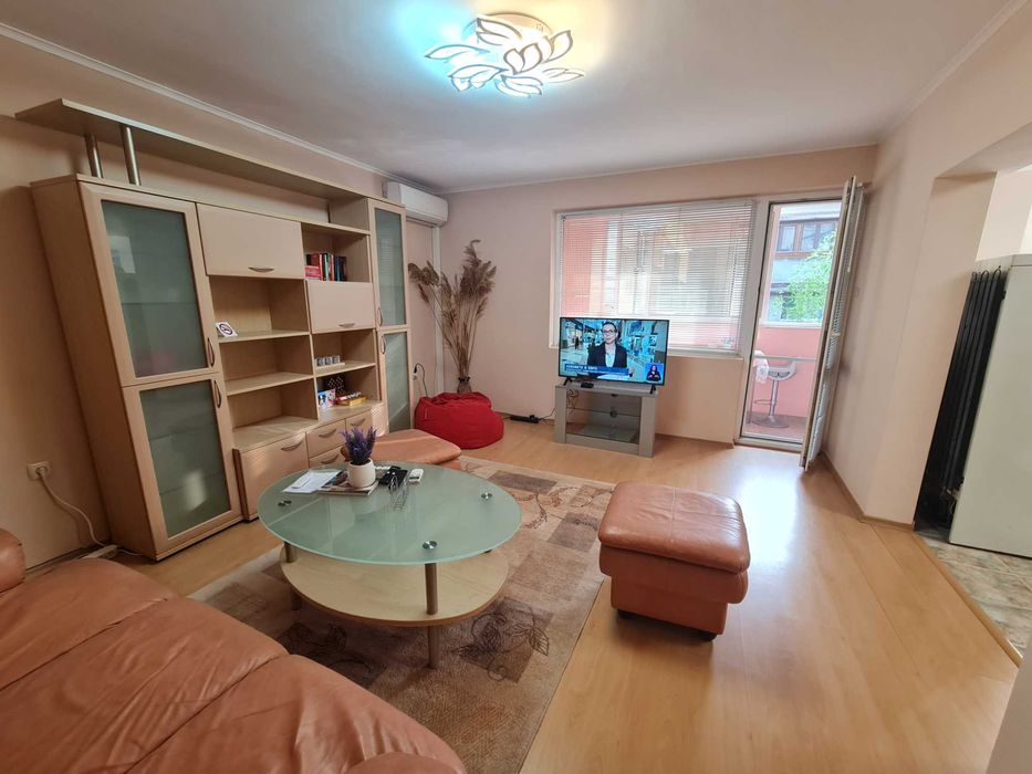 ”Дейзи” просторен ап. до Морската градина