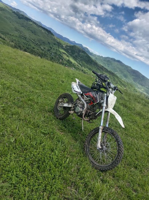 Vând cross 125 CC