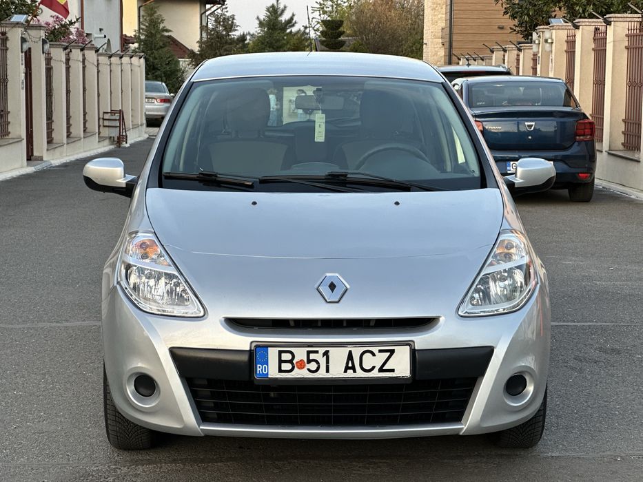 RENAULT Clio 2010
