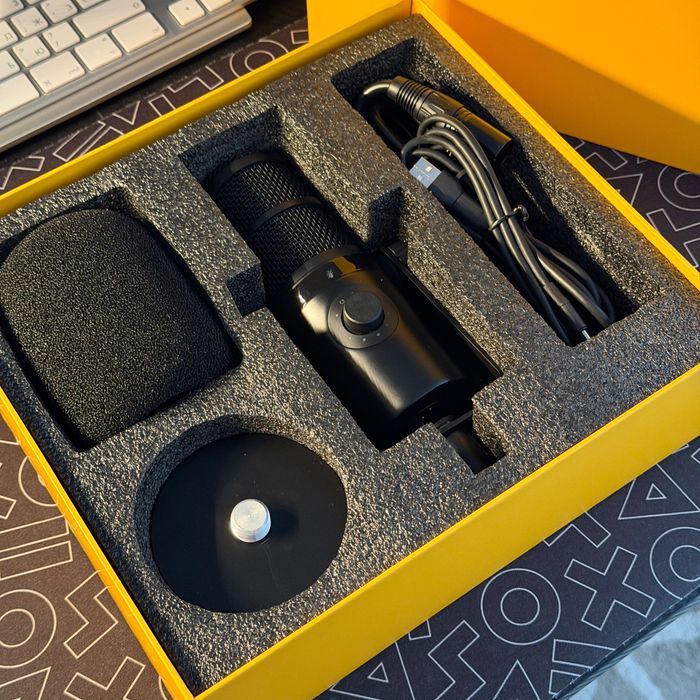 Продается микрофон Maono PD400X