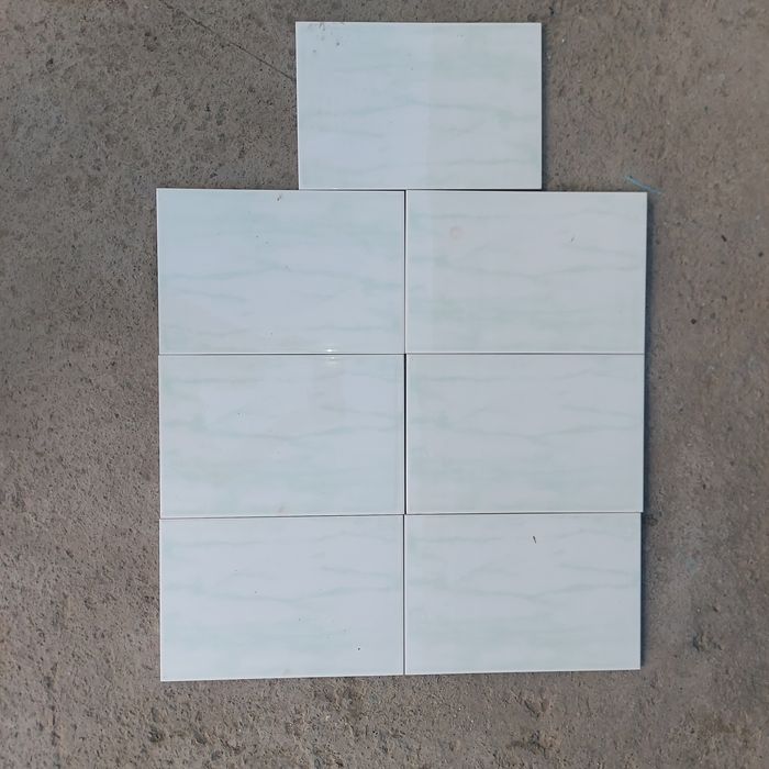 Продам плитку 3 коробки