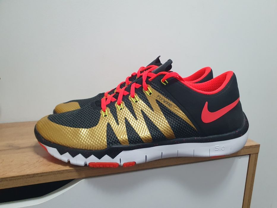 Маратонки Nike iD Free 5.0 TR Flywire
