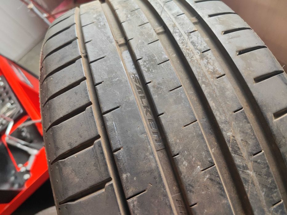 2бр. летни гуми 225/40/18 Falken
