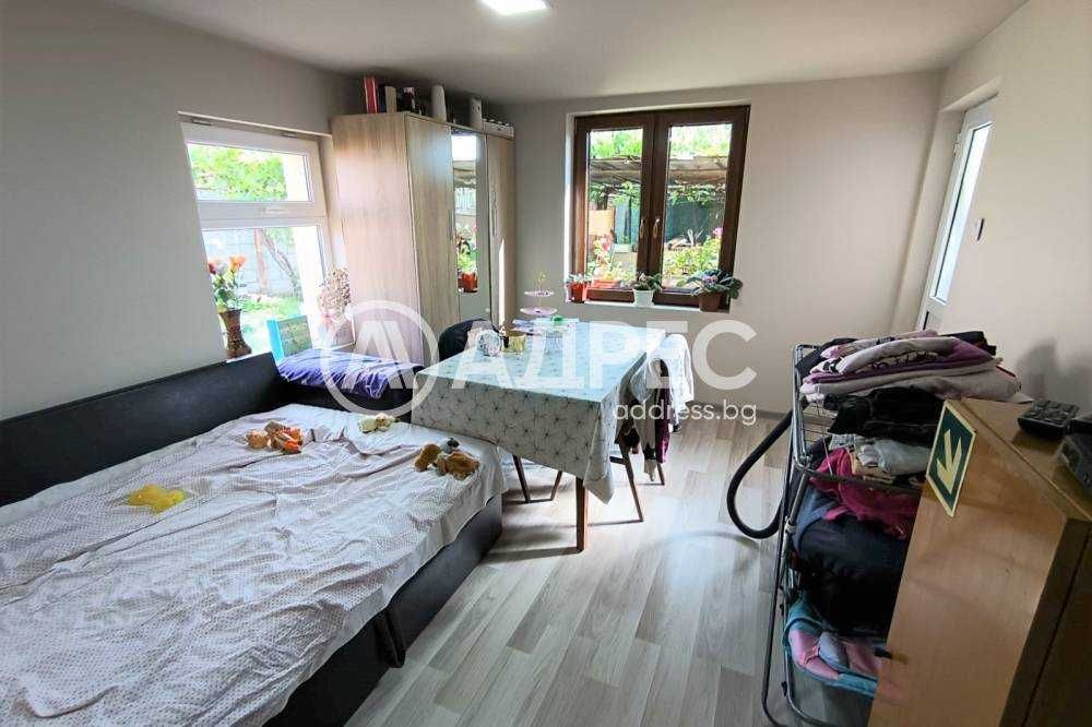 Продава се Къща в с. Островче, Област Разград - 70 кв.м за 948 €/кв.м - Снимка #5