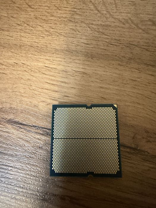 Продам процессор AMD Ryzen 5 7600