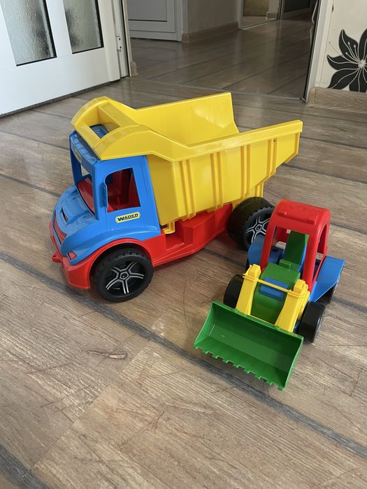 Детски играчки - запазени