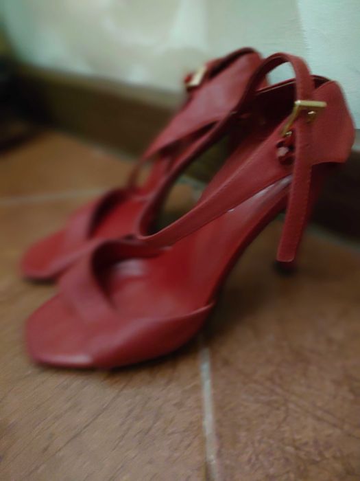 Распродажа женской обуви